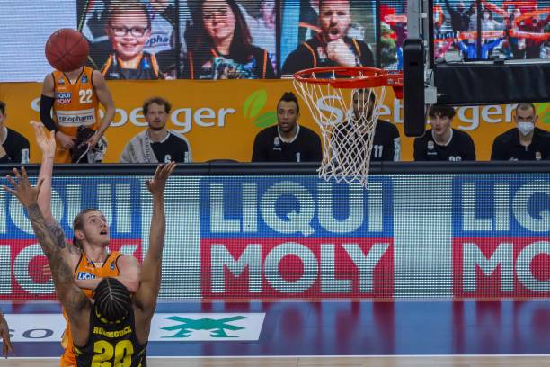 这对于他的 这对于他的