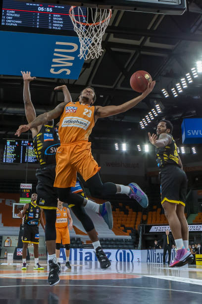 对抗将更加 对抗将更加